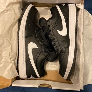 Air Jordan 1 low